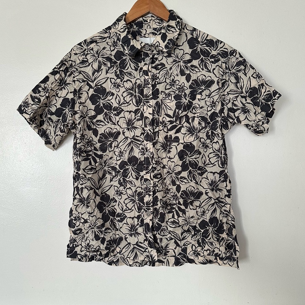 American Eagle Outfitters Floral Resort Button Down Shirt Tropical Botanical